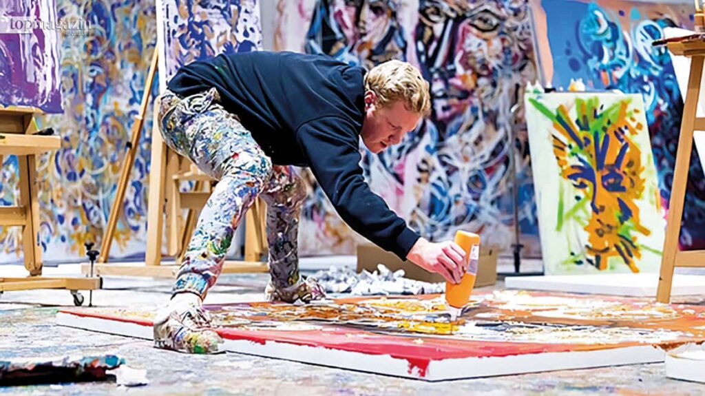 Wild und ungestüm, dennoch zielorientiert. So arbeitet Leon Löwentraut. (Foto: Leon Löwentraut / Galerie Rother)