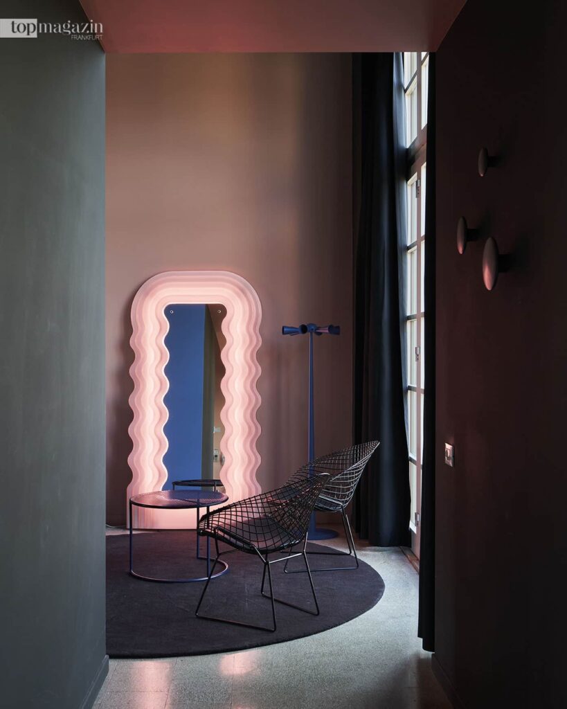 Der Ultrafragola von Poltronova ist ein absoluter Designklassiker und passt perfekt zum Cluttercore-Trend (Foto: Poltronova)