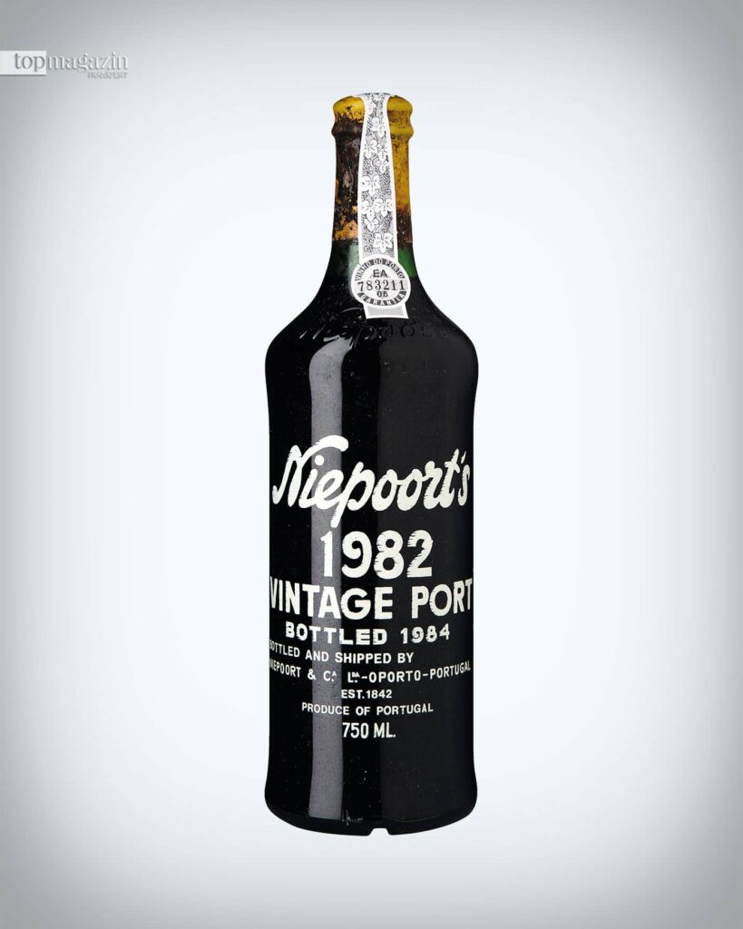 Der Portwein von Niepoort passt besonders gut zu würzigem Blauschimmelkäse (Foto: Hersteller)