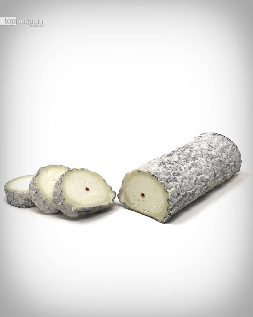 Der Sainte Maure de Touraine ist ein Käse aus dem Loire-Tal (Foto: Hersteller)