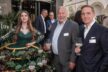 Die LGT Banker Thomas Franz und Mike Petry mit Model Anina
