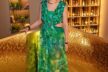 Hoteldirektorin Anne Drescher in ihrem extra fuer die Eroeffnung gefertigtem Kleid