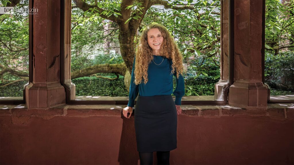 Novata na cena cultural de Frankfurt: Mirjam Sprau é diretora do Instituto de História Urbana desde março (Foto: Top Magazin Frankfurt)