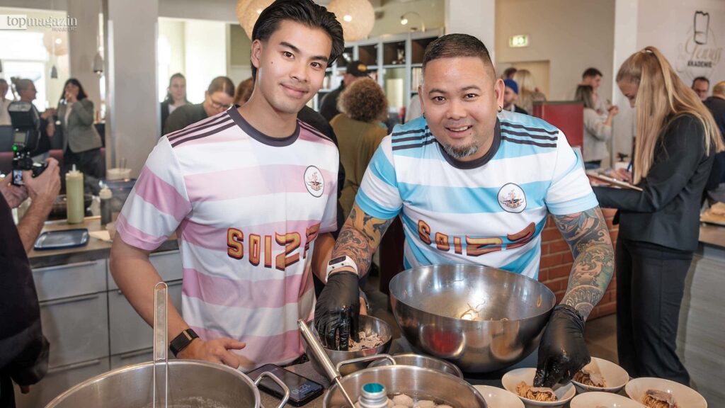 Według Frankfurtu, Jiraphat i Sittichai Pummarrin z Soi 22 serwują najlepsze tajskie jedzenie uliczne.