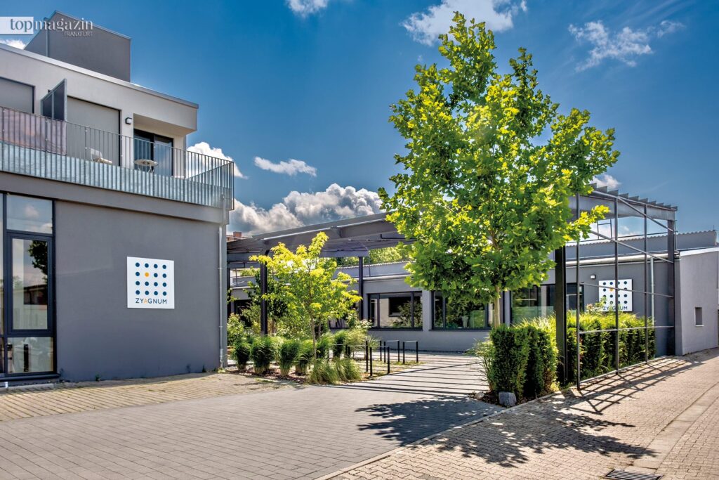 Das moderne Firmengebäude des Start-ups Benfovir von Dr. Johannes Coy in einem Industriegebiet in Darmstadt, dem Zentrum seiner Forschungen.