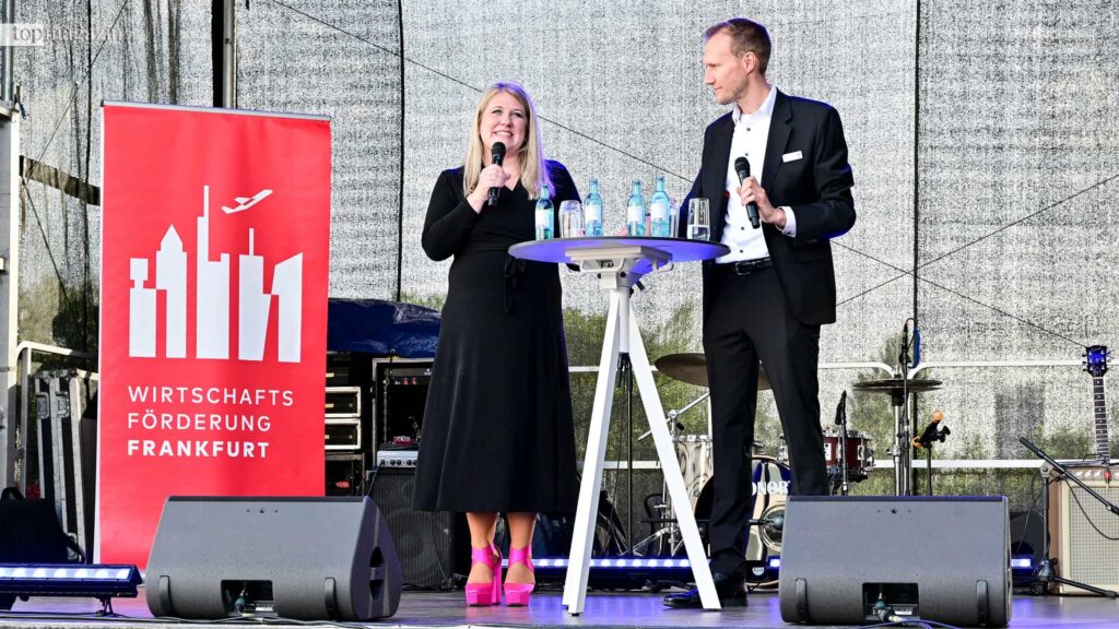 Wirtschaftsdezernentin Stephanie Wüst und Wifö-Chef Bernhard Grieb im Dialog auf der Bühne