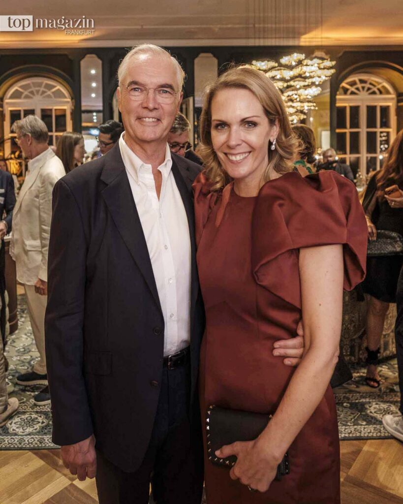 Dr. Philipp Herzog von Württemberg (Art Advisory) mit Katrin Ziesel (Katrin Ziesel Real Estate)