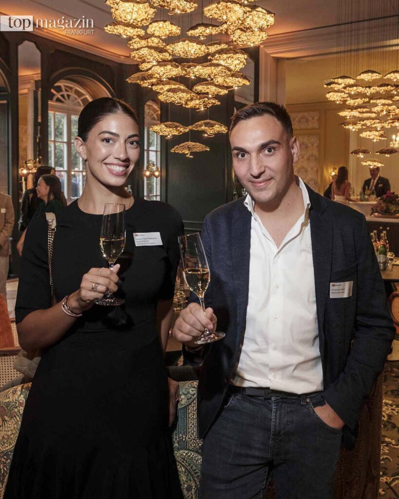 Ionna Tsiantopoulou (BludauPartners) und Gastronom Antonino Masi (Alla Vita Buona)