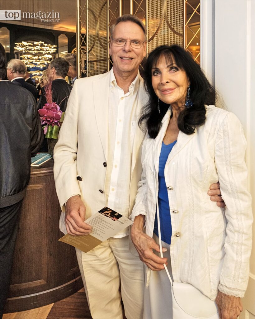 Künstlerin Dunja Rajter mit ihrem Mann Michael Eichler