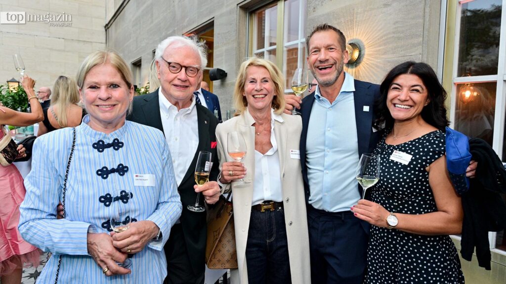 Ute und Michael Herrmann (Rheingau Musik Festival), Petra Mühlhölzer, Prof. Dr. Kai Zacharowski und Gülizar Toksöz (beide Uniklinik Frankfurt)