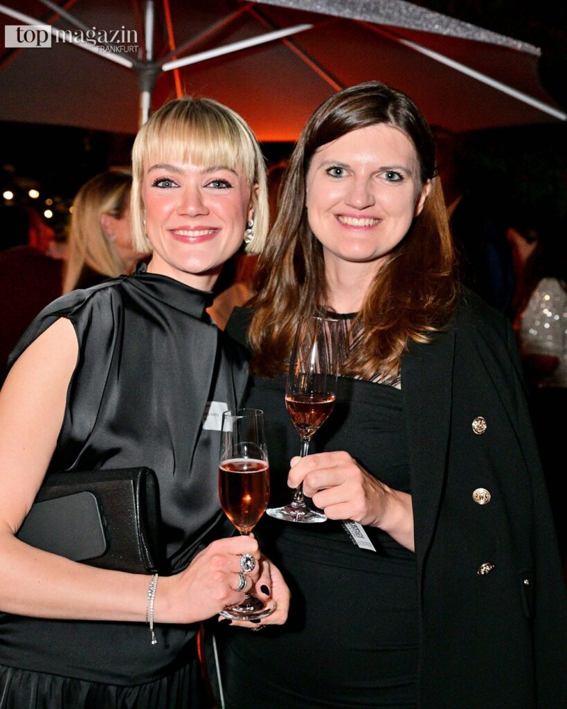 Victoria Bartels und Anna Pasternak (beide Pirelli)