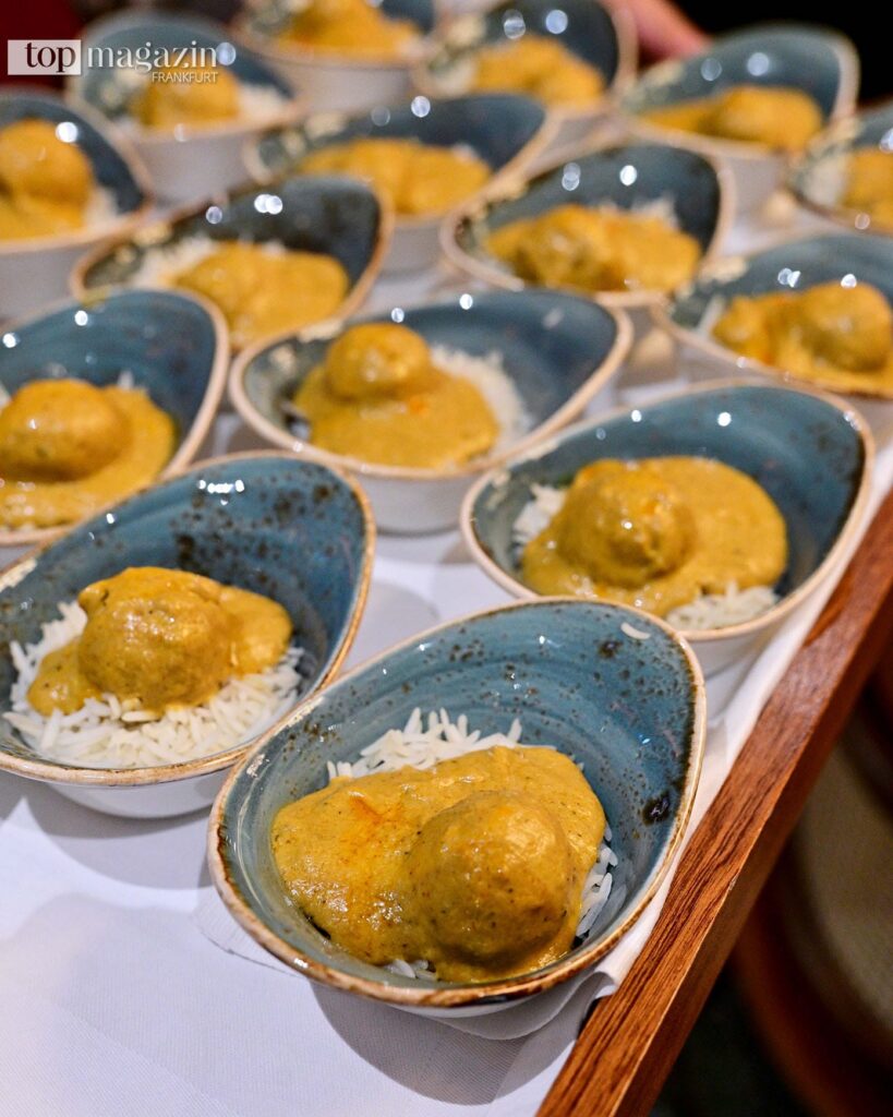 Zarte Paneer-Klößchen in Häppchen-Format als Appetizer