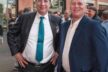 Auktionator Karl M. Arnold mit dem Chef der Frankfurter Baeder betriebe Dr. Boris Zielinski