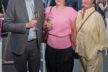 Benjamin Asmus Peiker Holding mit Tochter Mutter Gespann Anna und Ute Hermann beide Hermann Partner