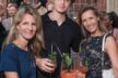 Nina Drux mit Geburtstagskind Sam Maldener und Sonja Maldener alle Joy Vermoegensverwaltung